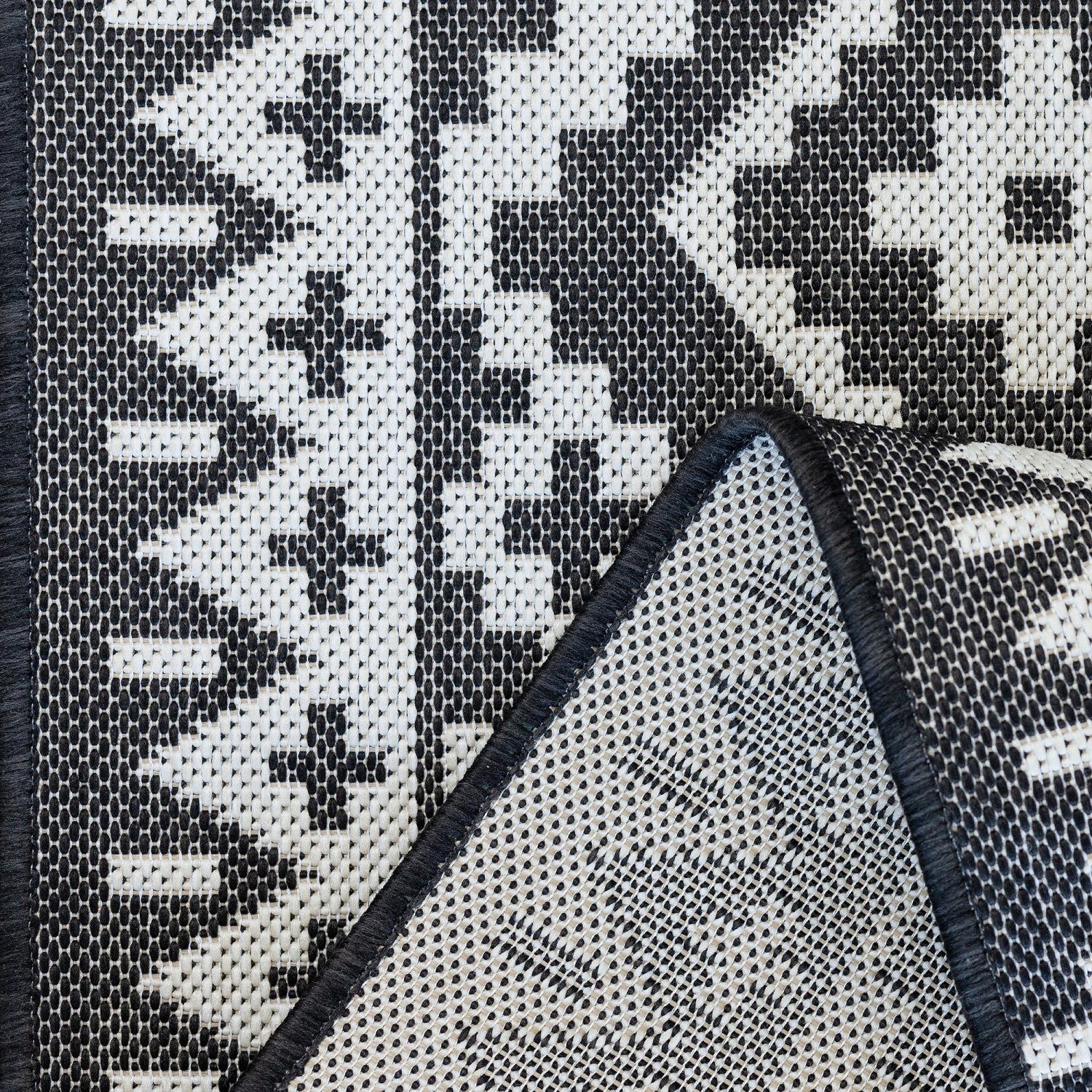 Cabana Tribal Indoor/Outdoor Rug - 8' x 10' - Black - Image 5