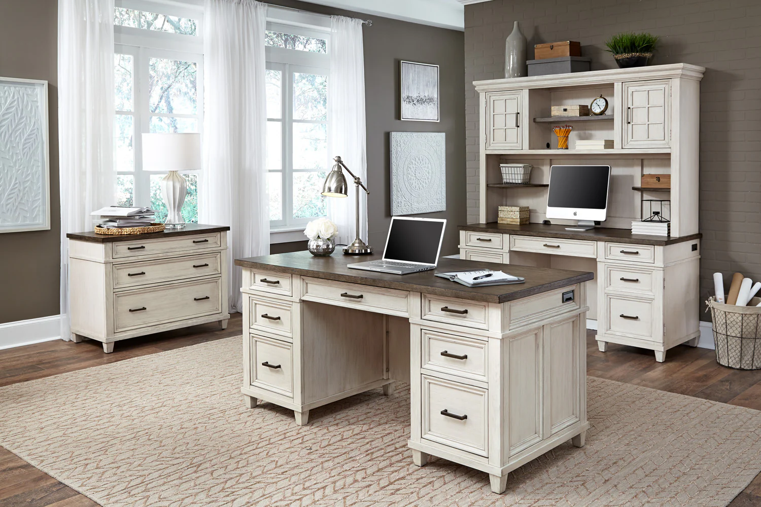 Caraway Executive Desk - Aged Ivory - Image 5