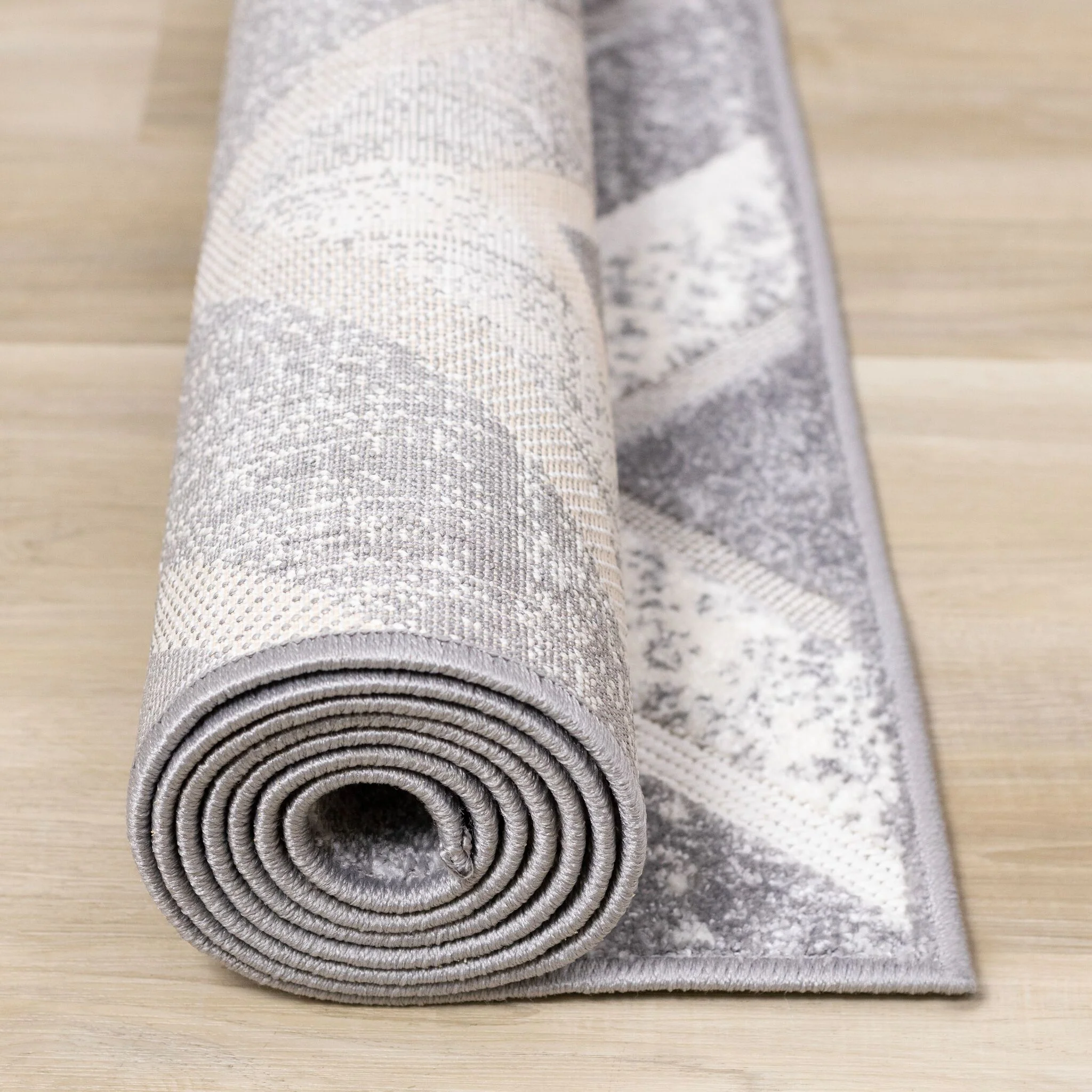 Diamond Mist 6'7" x 9'6" Diamond Pattern Area Rug - Grey, White - Image 10