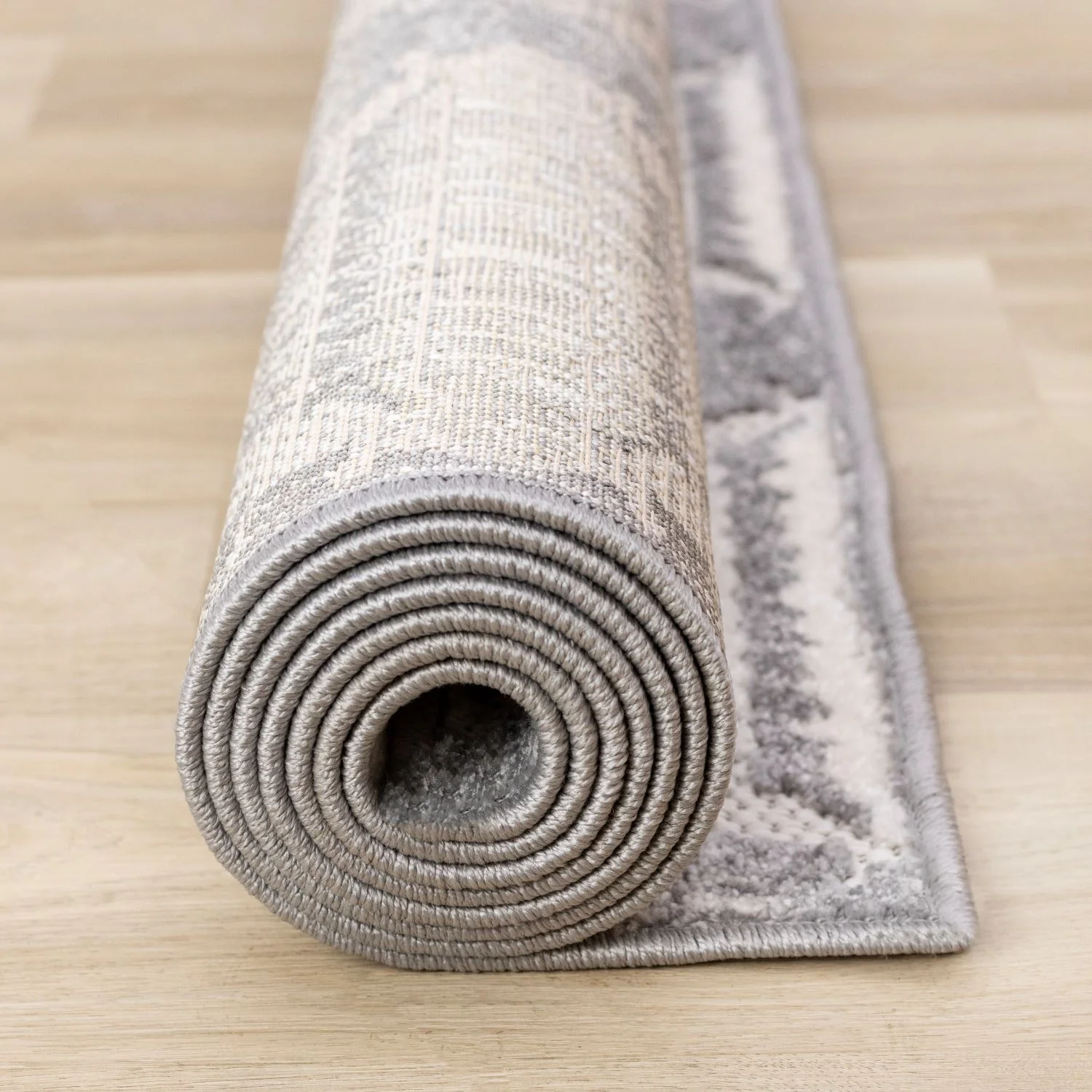 Grey Pathway 5'3" x 7'7" Ogee Patterned Area Rug - Grey, White - Image 9
