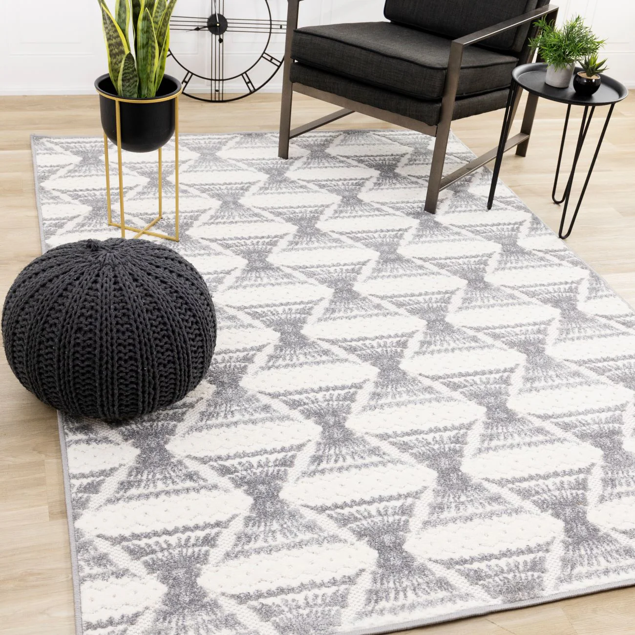 Grey Pathway 6'7" x 9'6" Ogee Patterned Area Rug - Grey, White - Image 2