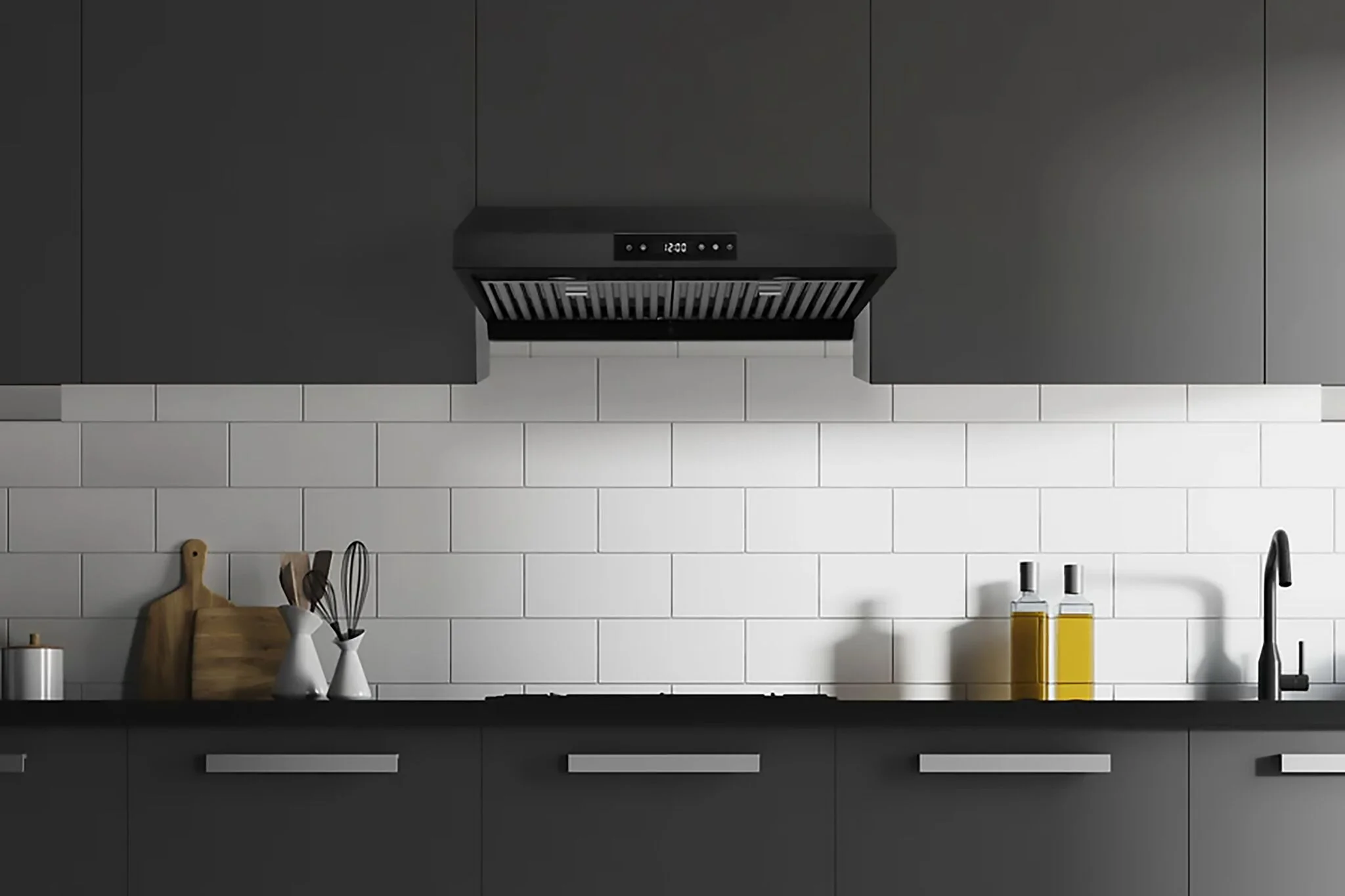 Hauslane Matte Black 30" 860 CFM Under Cabinet Range Hood - UC-PS18BLK-30 - Image 2