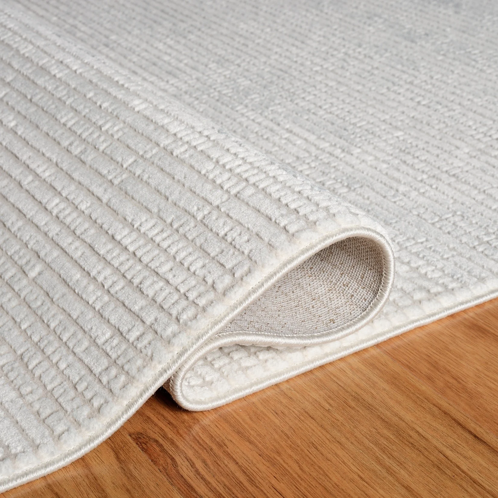 L2 Decor Karizma Area Rug 8' x 11' with Underpad - Cream - Image 3