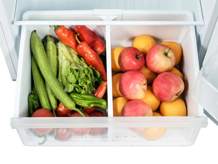 Marathon 23.4" 12.1 Cu.Ft. Stainless Steel Top-Freezer Refrigerator - MFF123SS - Image 4