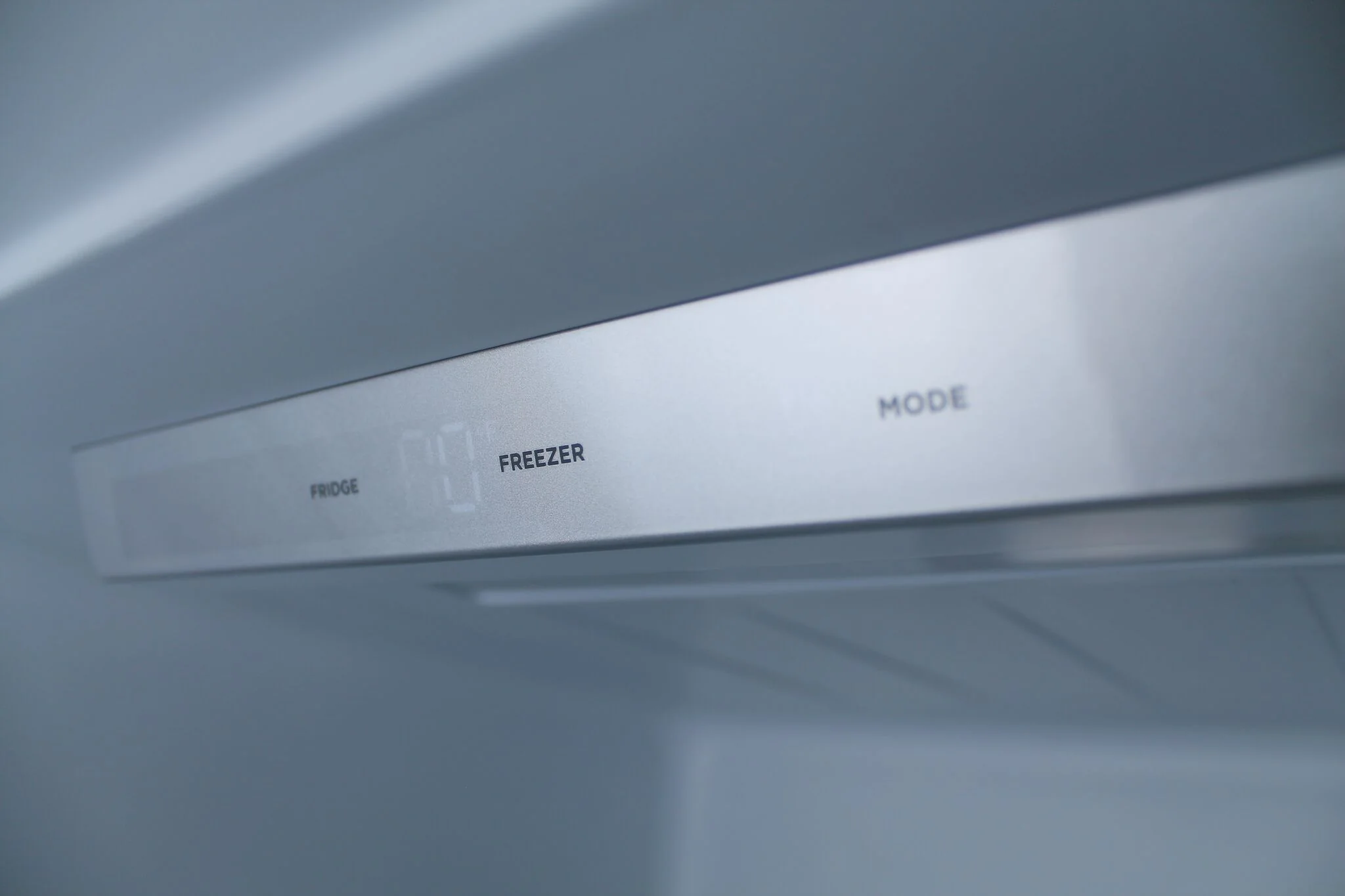 Marathon 30" 18 Cu. Ft. Stainless Steel Bottom-Freezer Refrigerator - MFF179SSBM-LH - Image 6