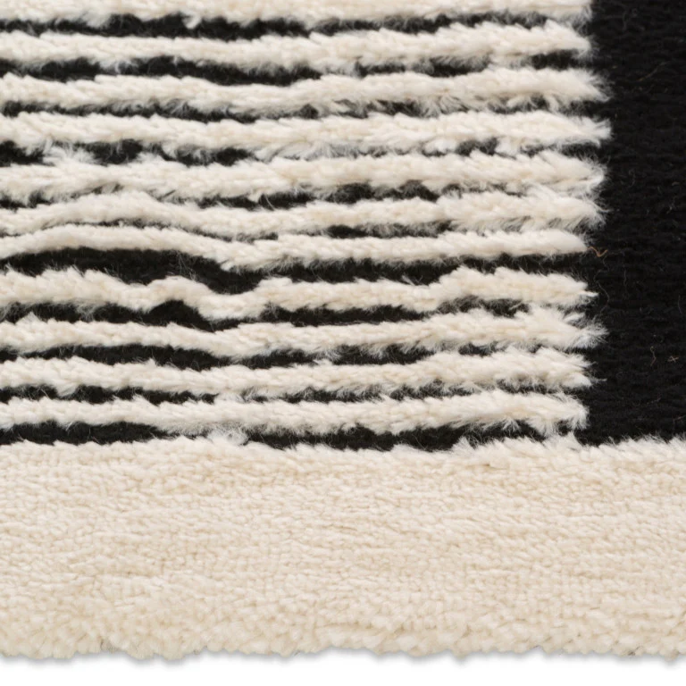 Sherpa Shapes Rug - 5' x 7' - White - Image 5