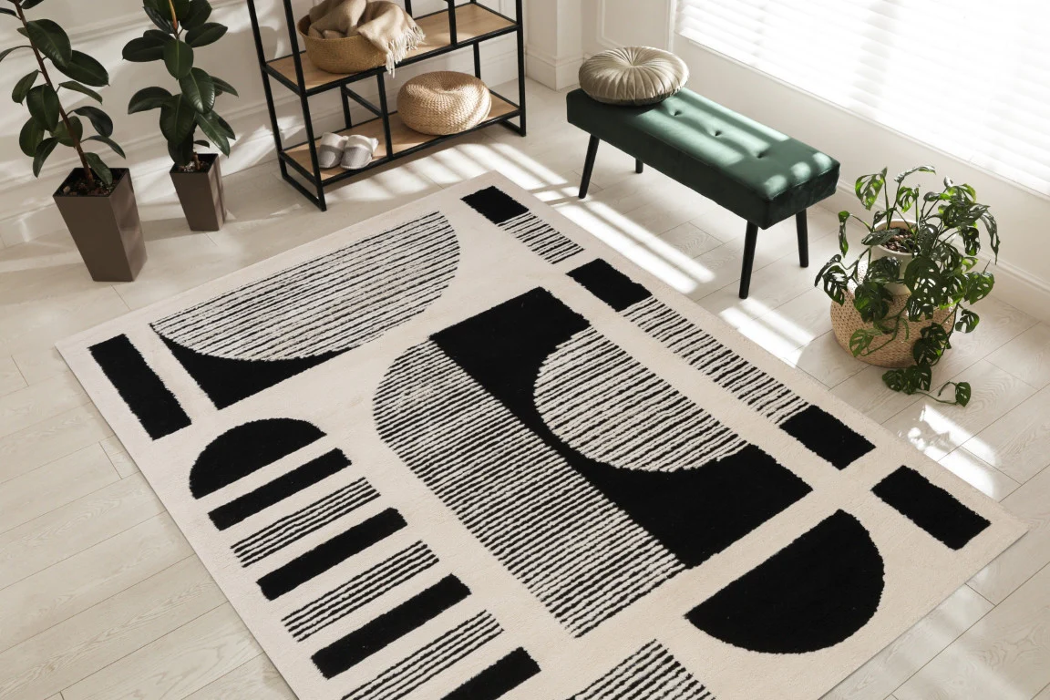 Sherpa Shapes Rug - 8' x 10' - White - Image 4
