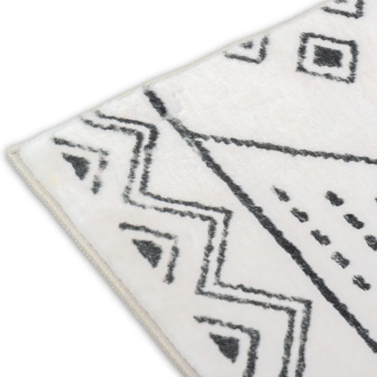 Touch Modern Rug - 6' x 9' - Black - Image 3