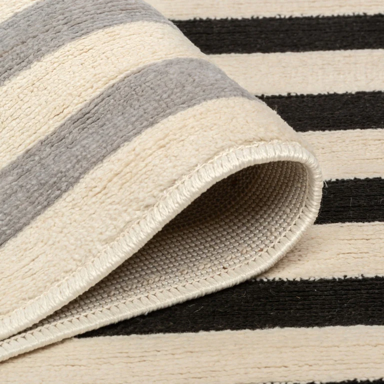 Urbane Lines Rug - 5' x 8' - Grey/Black - Image 5