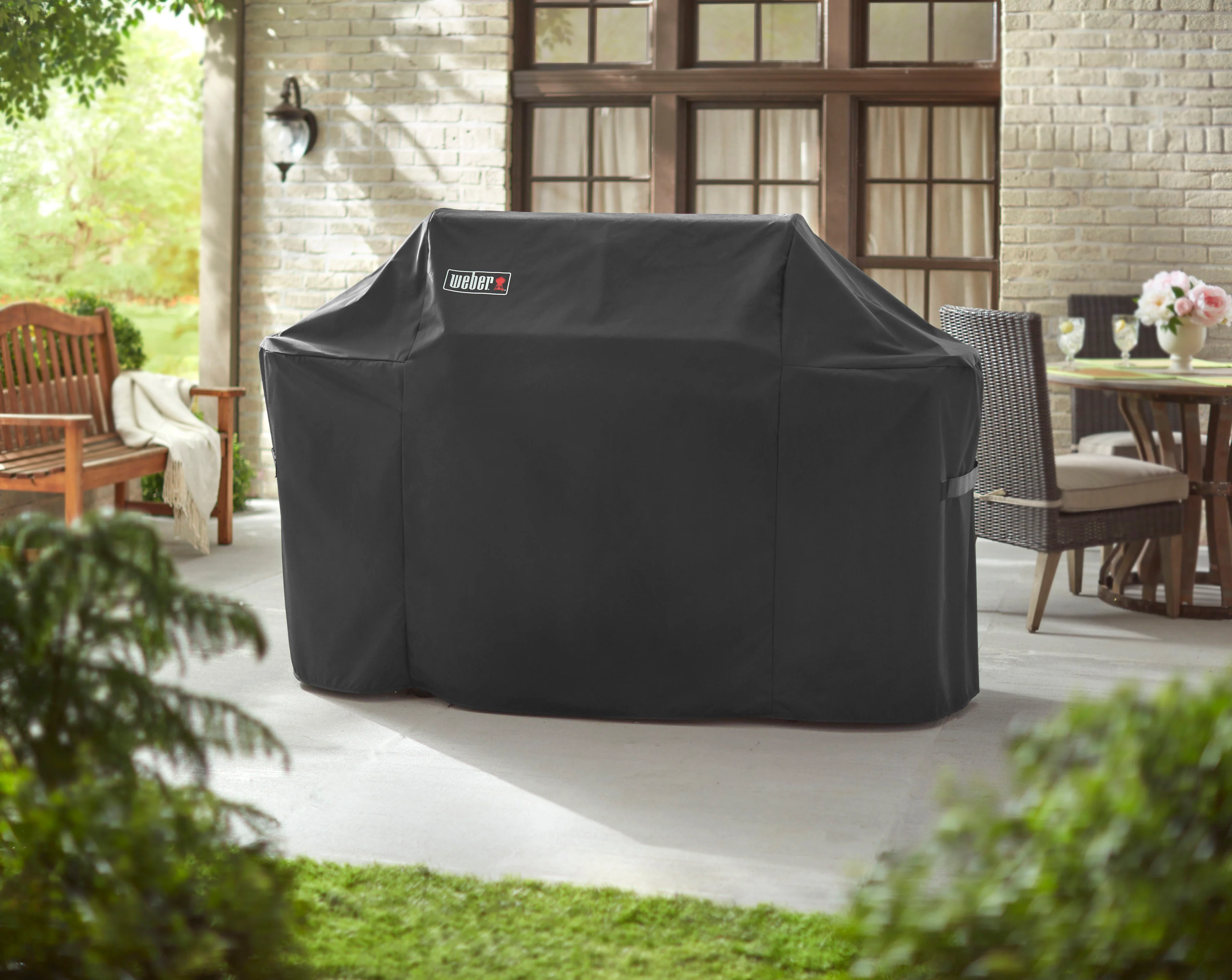 Weber Black Premium Grill Cover - Summit 600 Series - 7109 - Image 3