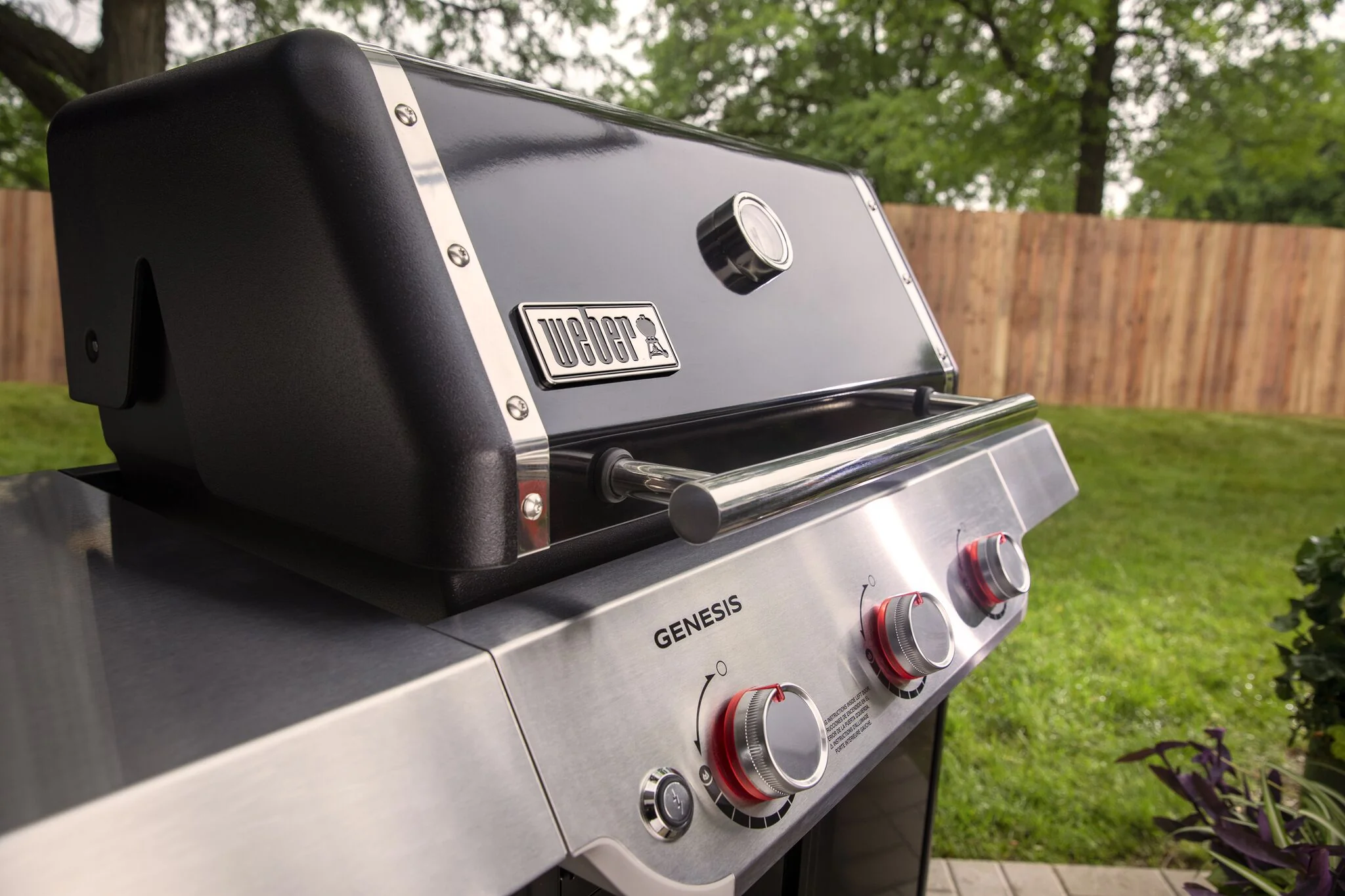 Weber Genesis E-315 Gas Grill (Natural Gas) - 1500011 - Image 5